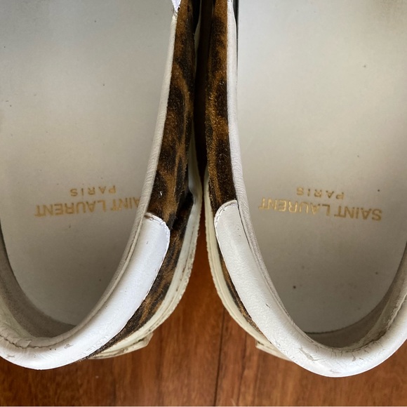 Saint Laurent leopard print slip-on shoes - Picture 3 of 5